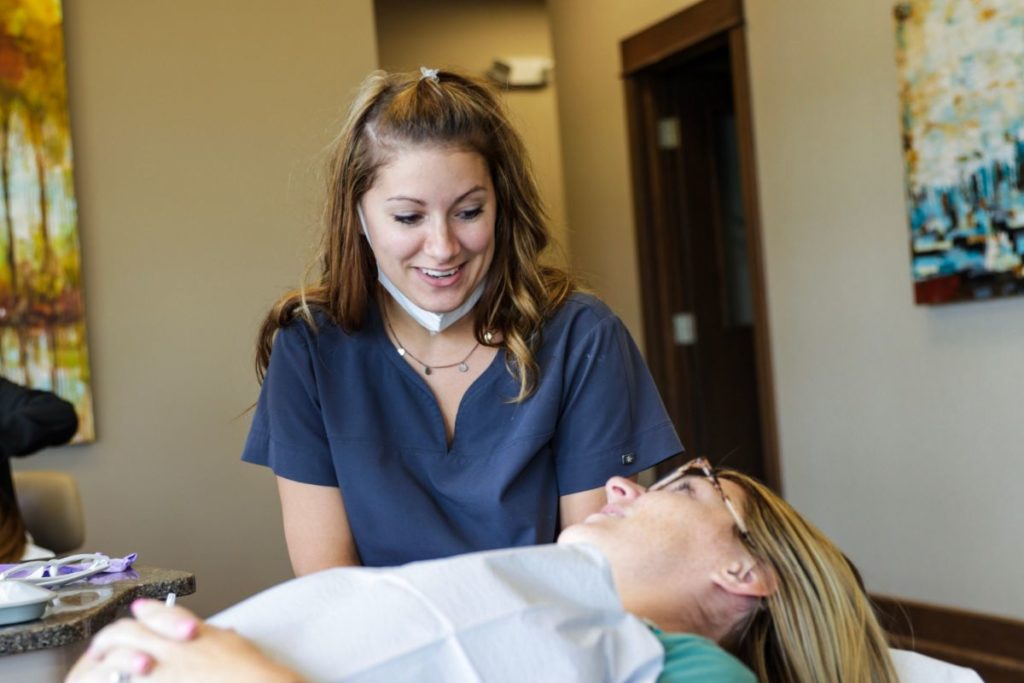 Why you're more likely to get hired with a straight smile
