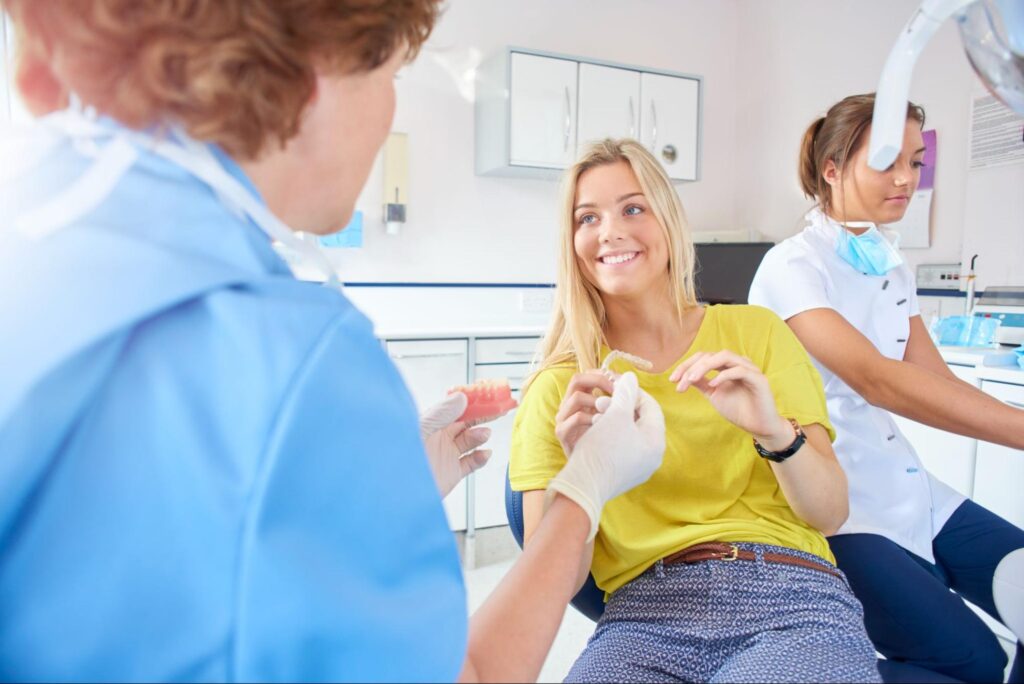 Tips for Wearing Clear Aligners While in School