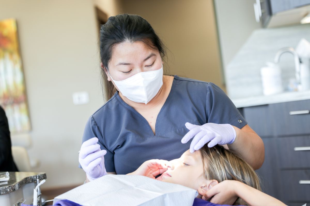 recognizing-bad-habits-that-affect-your-childs-teeth