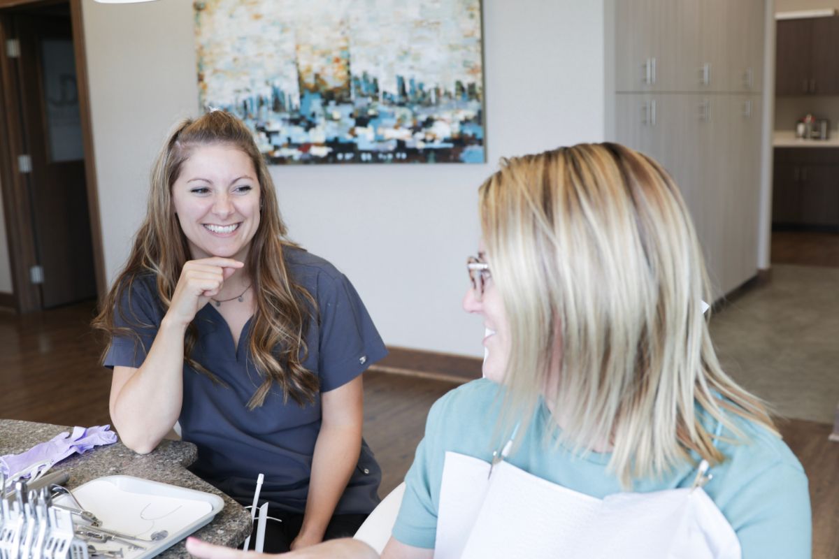 4 Reasons To Get Adult Braces